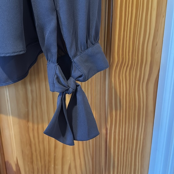 Banana Republic blouse - Picture 5 of 7